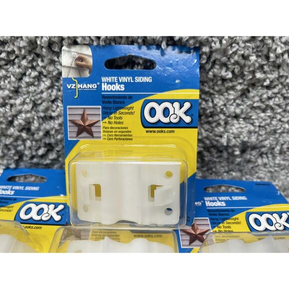 Lot Of 10 OOK White Vinyl Siding Christmas Decorations Hangers 4 Hooks Pack - Picture 6 of 8